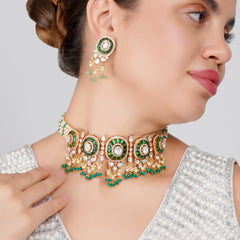 Elegant Green Kundan & Pearl Choker Necklace Set