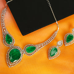 Emerald Teardrop Sparkle Necklace Set – With Matching Earrings